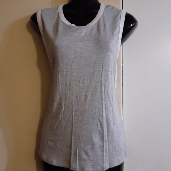 Blouses - Picture 2 of 5